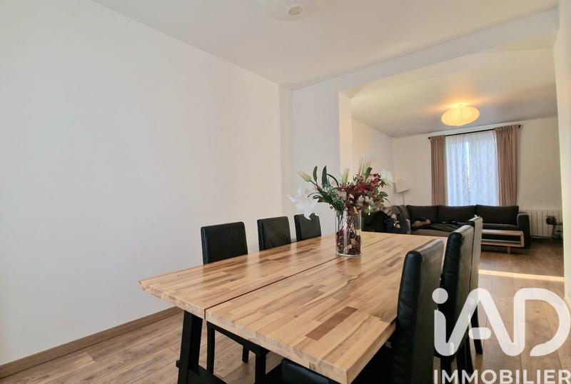 Appartement - 104 m² - 5 pièces