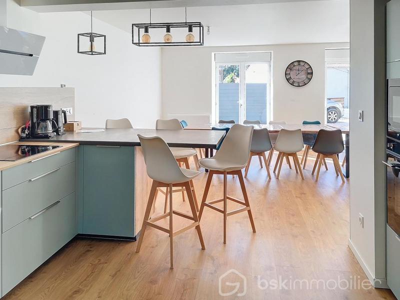 Maison de village - 259 m² - 8 pièces