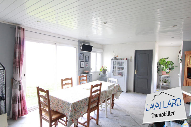 Maison traditionnelle - 134 m² - 4 pièces