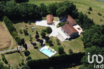 Maison de campagne - 192 m² - 7 pièces