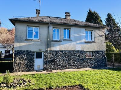 Maison - 80 m² - 5 pièces