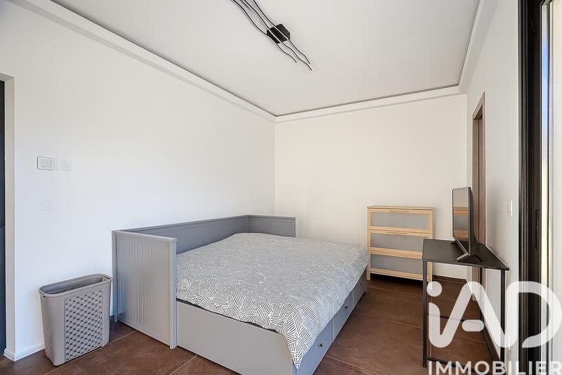 Maison - 181 m² - 5 pièces