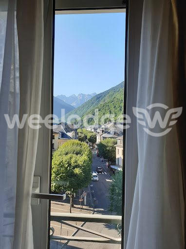 Local commercial - 906 m²