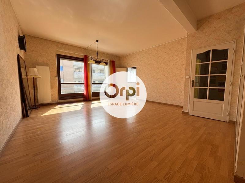 Appartement - 85 m² - 3 pièces