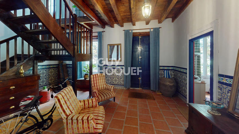 Maison - 506 m² - 12 pièces