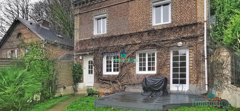 Maison ancienne - 116 m² - 7 pièces