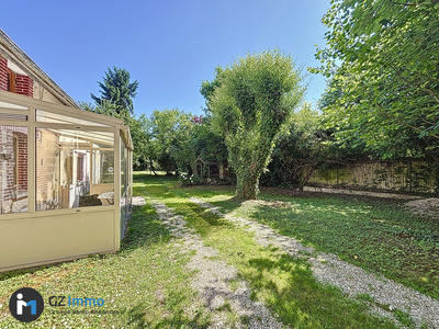 Maison - 177 m² - 7 pièces