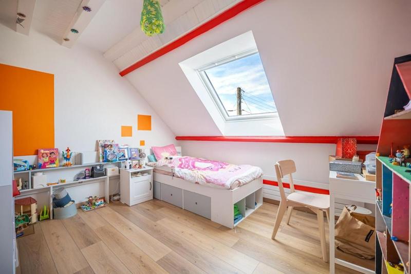 Maison traditionnelle - 154 m² - 6 pièces