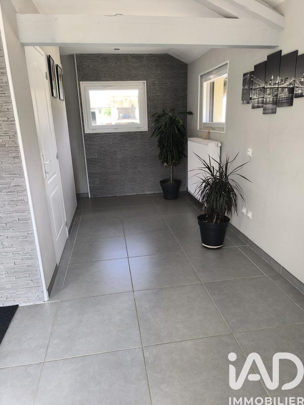 Maison - 180 m² - 8 pièces