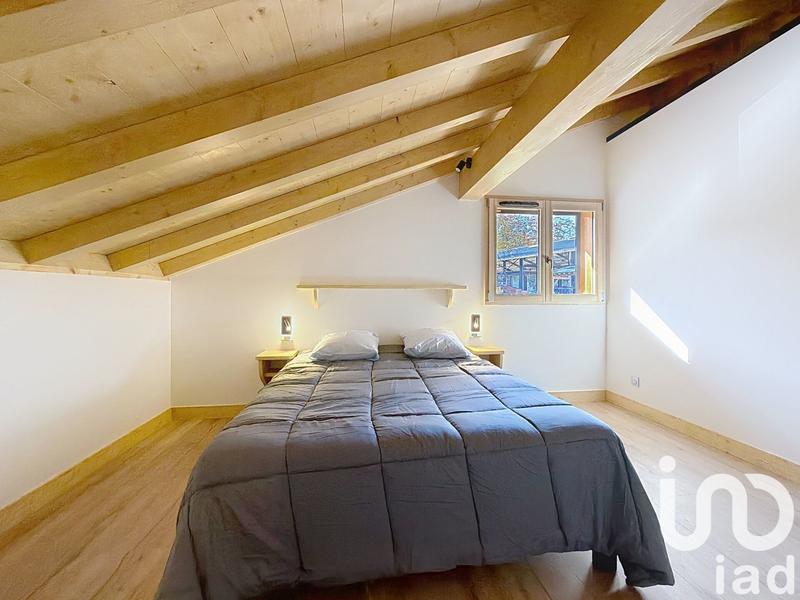 Appartement - 90 m² - 5 pièces