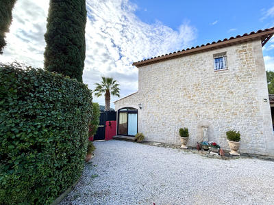 Maison - 160 m² - 6 pièces