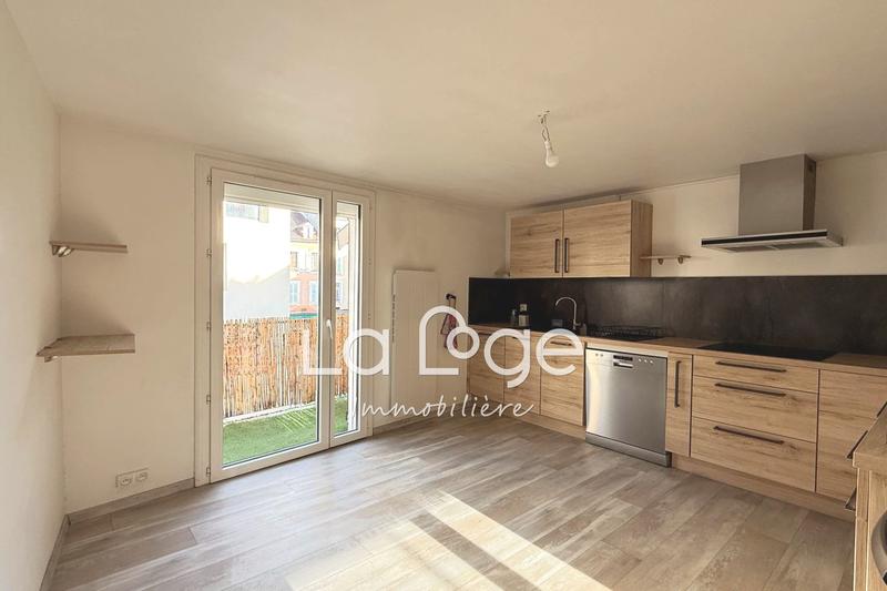 Appartement - 94 m² - 4 pièces