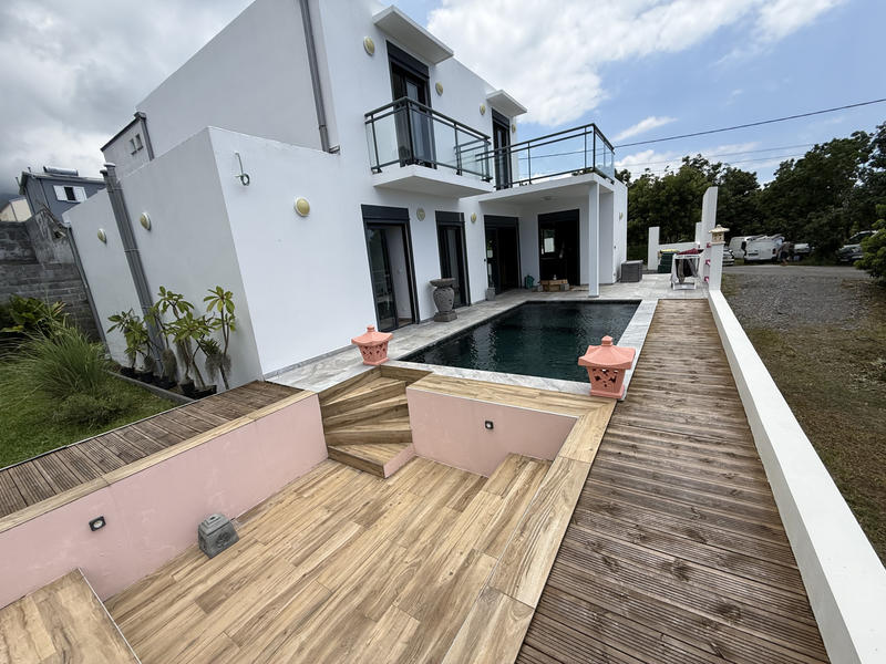 Maison - 146 m² - 5 pièces