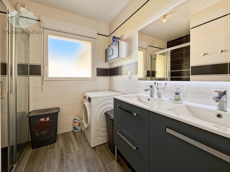 Villa - 145 m² - 6 pièces