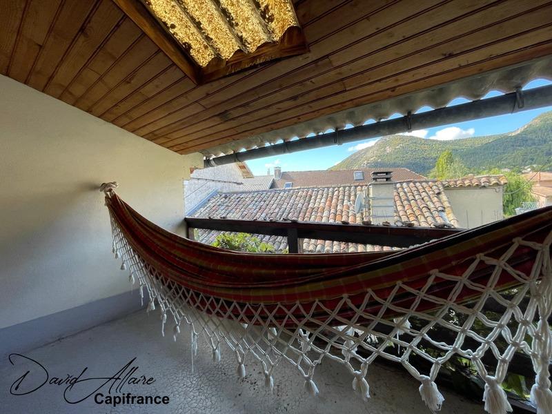 Maison - 110 m² - 4 pièces