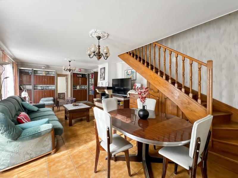 Maison - 109 m² - 5 pièces