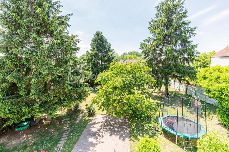 Maison - 105 m² - 6 pièces
