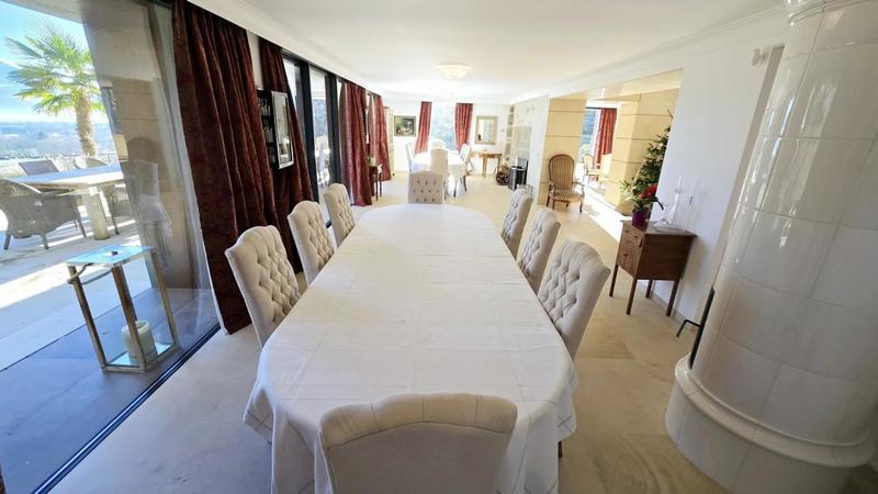 Propriété - 600 m² - 10 pièces