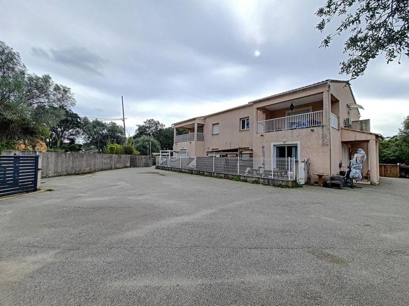 Appartement - 81 m² - 3 pièces