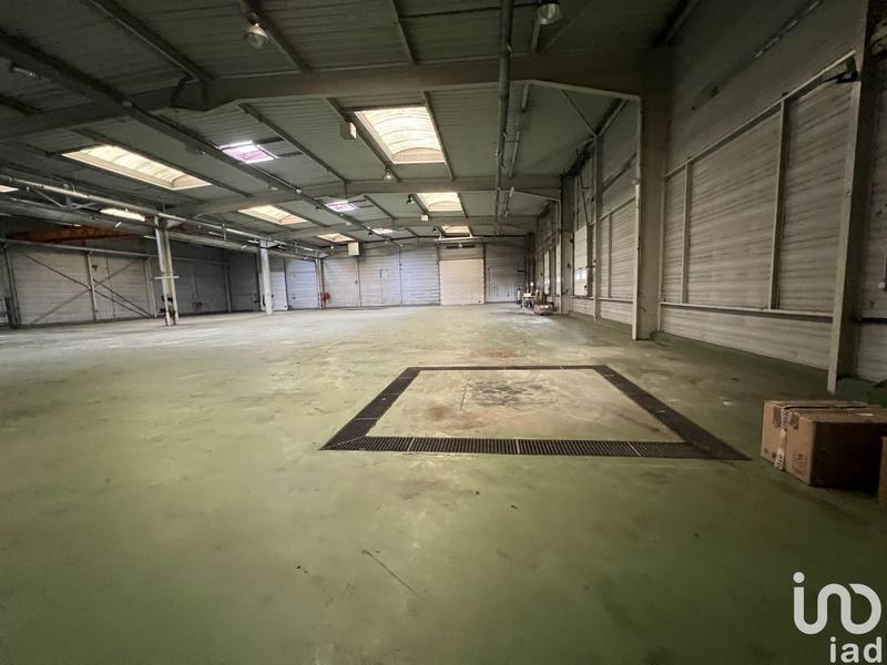 Local commercial - 1 888 m²