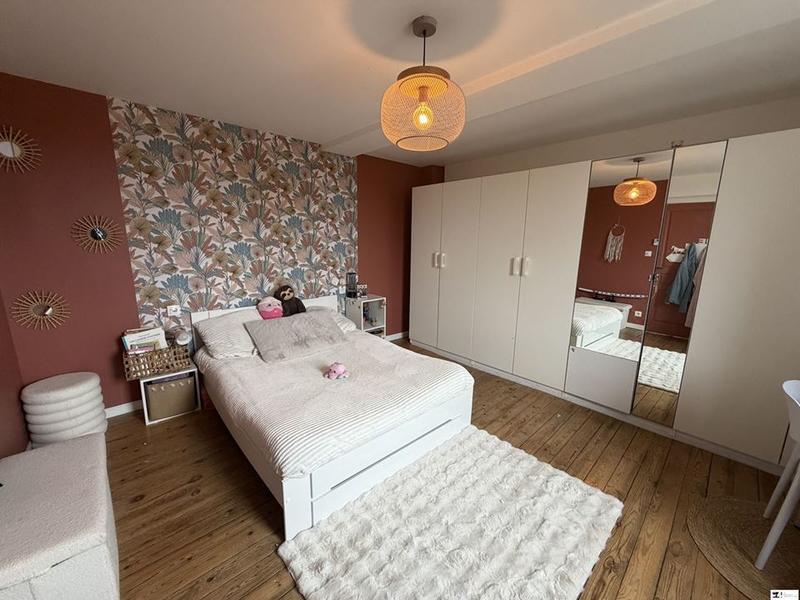 Maison traditionnelle - 176 m² - 5 pièces