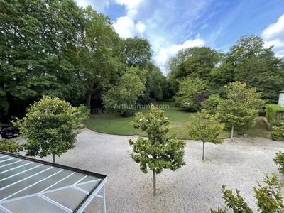 Maison - 350 m² - 12 pièces