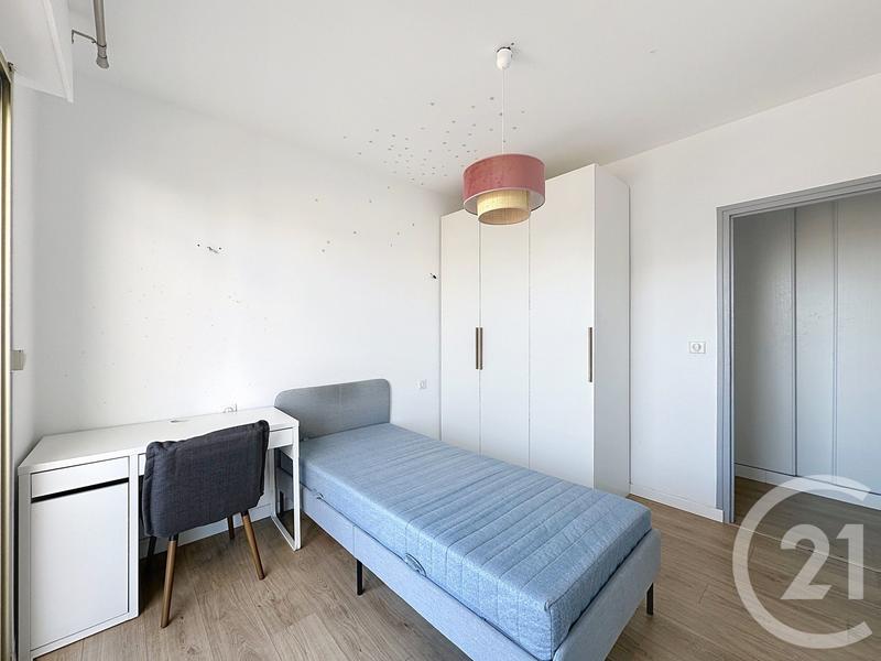 Appartement - 105 m² - 4 pièces