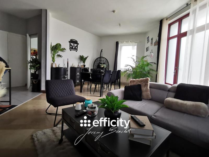 Immeuble - 252 m² - 9 pièces