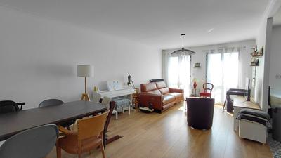 Appartement - 84 m² - 5 pièces