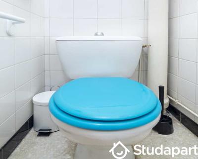 Chambre - 80 m² - 1 pièce