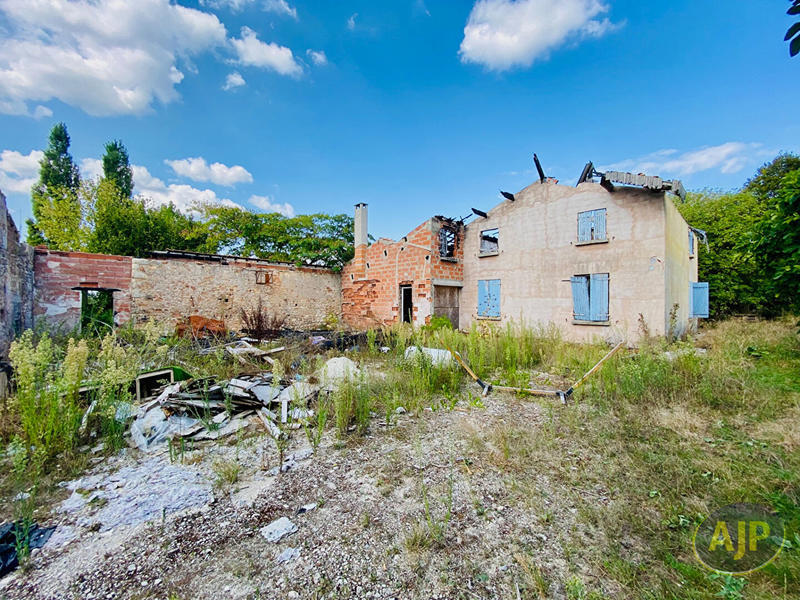 Maison - 217 m² - 7 pièces