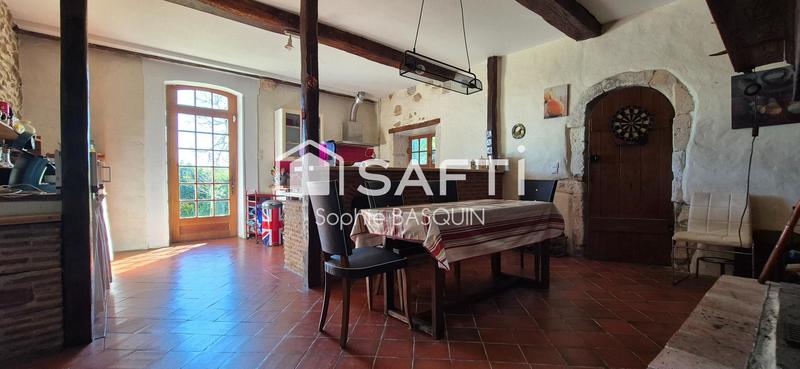 Maison - 364 m² - 7 pièces