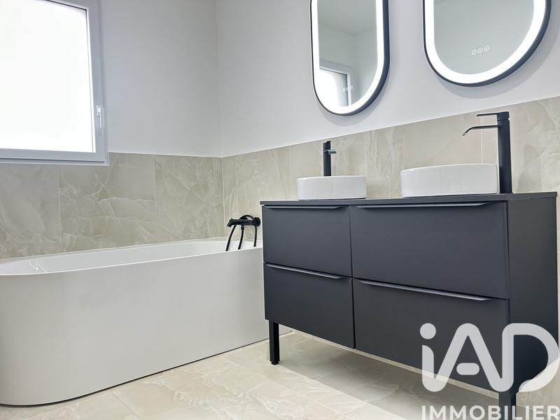 Maison - 125 m² - 7 pièces