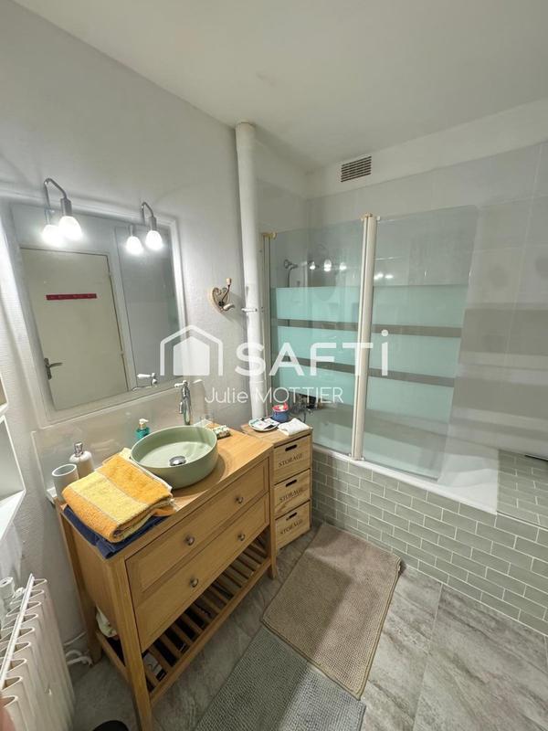 Appartement - 64 m² - 3 pièces