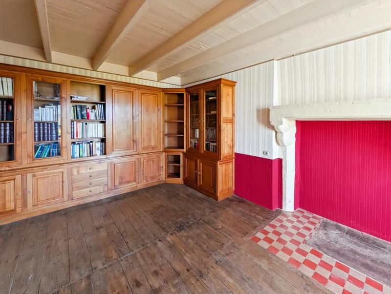 Maison - 255 m² - 8 pièces