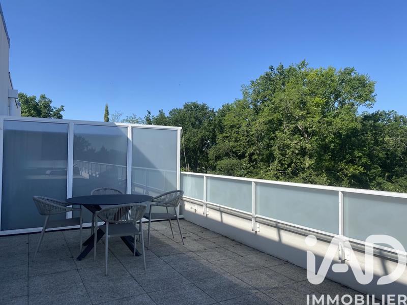 Appartement - 81 m² - 3 pièces
