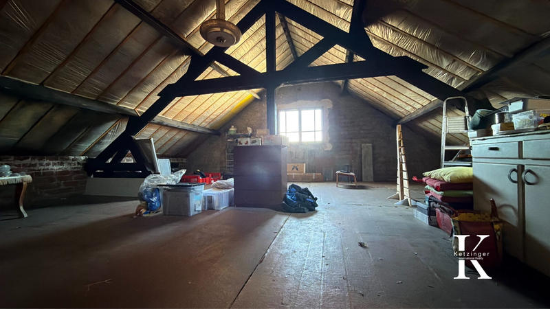 Maison ancienne - 243 m² - 8 pièces