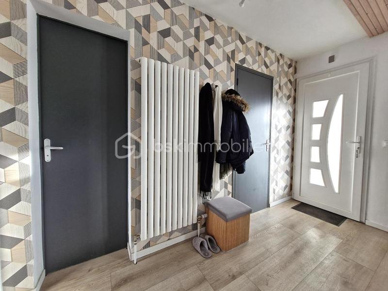 Maison - 96 m² - 5 pièces