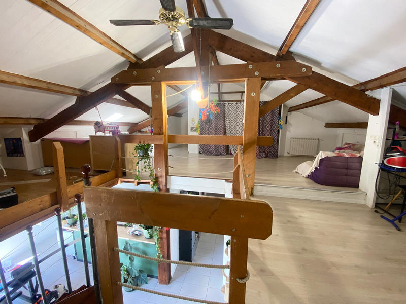 Appartement - 198 m² - 4 pièces