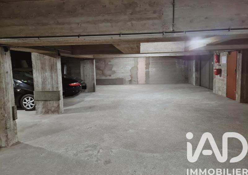 Parking - 11 m²