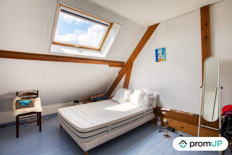 Maison - 180 m² - 7 pièces