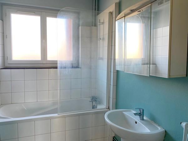 Appartement - 106 m² - 6 pièces