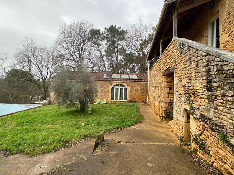 Maison - 207 m² - 6 pièces