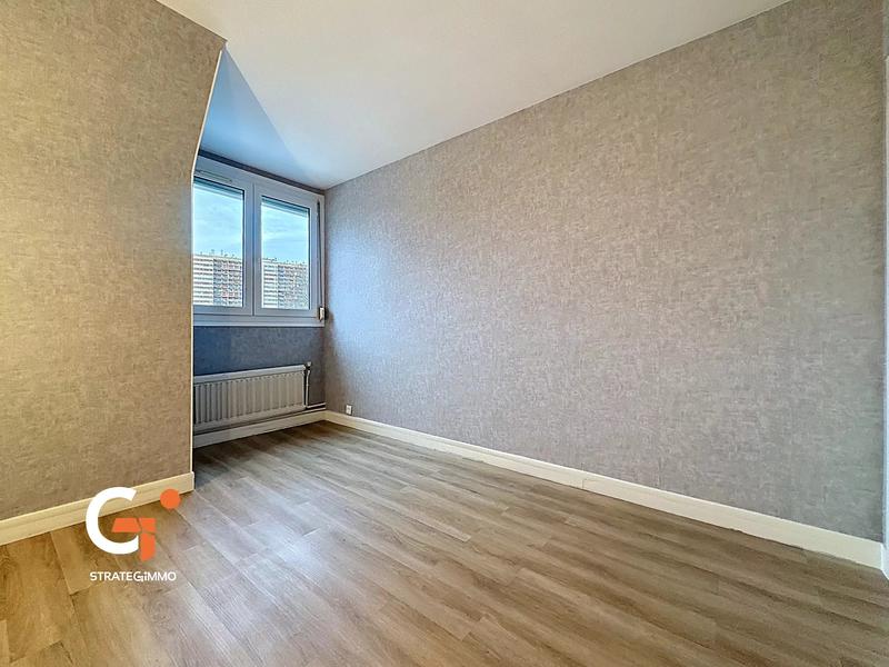 Appartement - 136 m² - 6 pièces