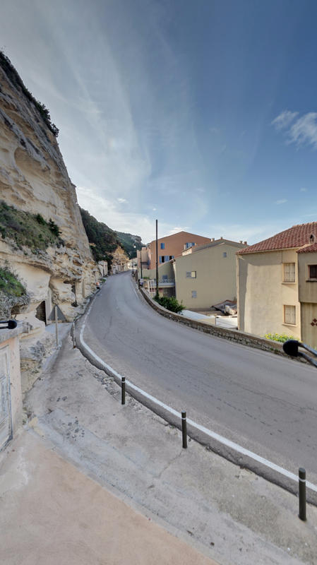 Appartement - 81 m² - 3 pièces