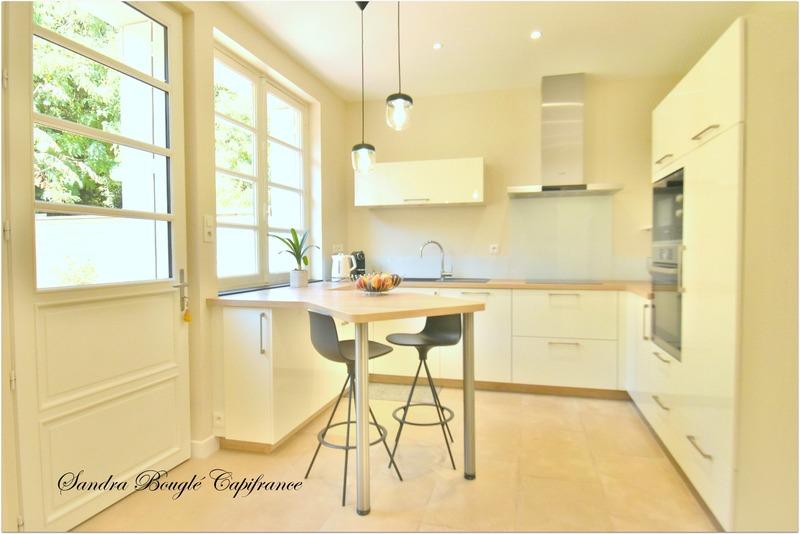 Maison de ville - 239 m² - 8 pièces