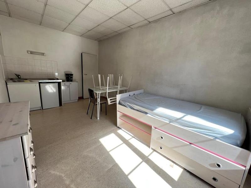 Maison - 467 m² - 15 pièces