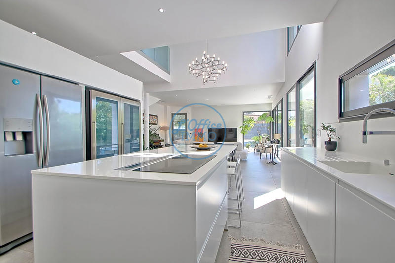 Maison contemporaine - 180 m² - 5 pièces