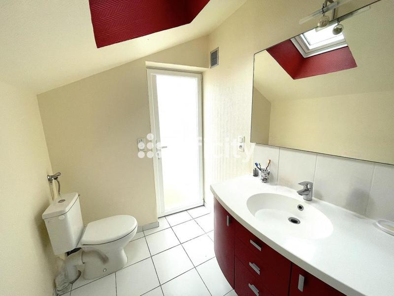 Maison - 121 m² - 4 pièces