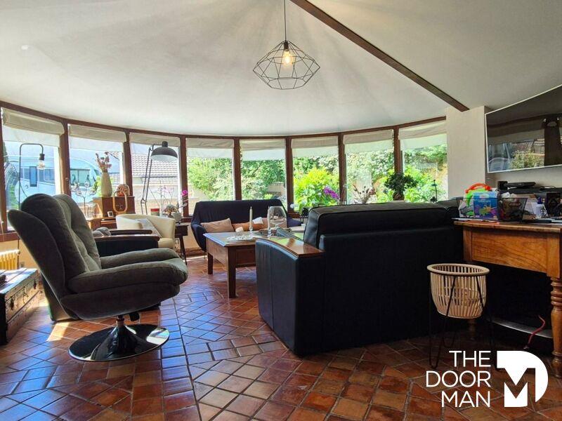 Maison ancienne - 216 m² - 8 pièces